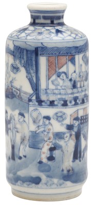 Lot 1021 - A CHINESE BLUE AND WHITE AND COPPER-RED SNUFF BOTTLE