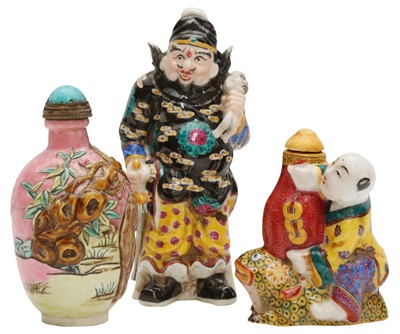 Lot 1024 - THREE CHINESE ENAMELLED SNUFF BOTTLES