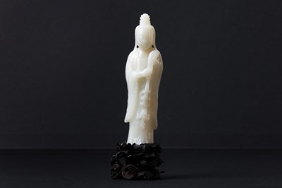 Lot 71 - A FINE CHINESE WHITE JADE CARVING OF GUANYIN