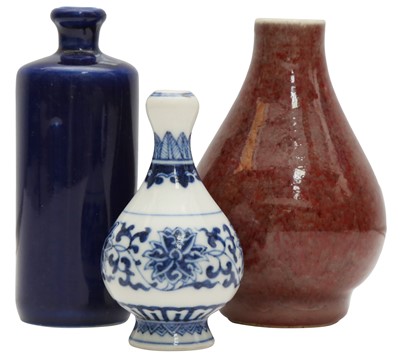 Lot 548 - THREE CHINESE MINIATURE VASES