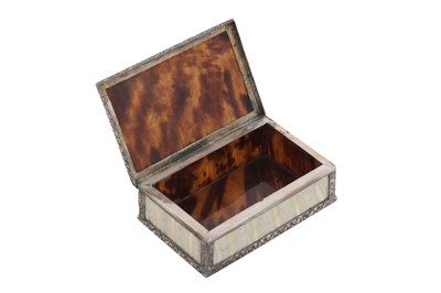 Lot 14 - A William IV old Sheffield plate mounted mammoth tooth ivory and tortoiseshell snuff box, English circa 1835