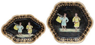 Lot 295 - TWO CHINESE EXPORT BLACK-GROUND 'TRUMPETER' DISHES