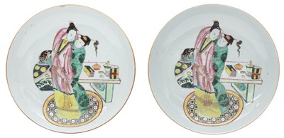 Lot 190 - A PAIR OF CHINESE FAMILLE-ROSE 'LOVERS' DISHES