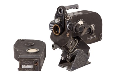 Lot 146 - An Eclair II 16mm Cine Camera