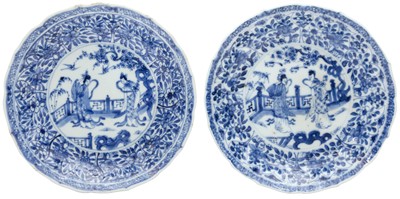 Lot 5 - A PAIR OF CHINESE BLUE AND WHITE 'LADIES' DISHES