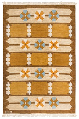 Lot 61 - A FINE SWEDISH KILIM