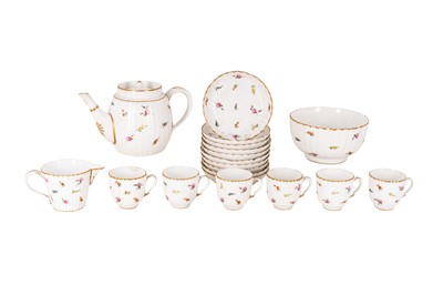 Lot 214 - EARLY 19TH CENTURY FRENCH (POSSIBLY PARIS PORCELAIN) PART TEA SERVICE