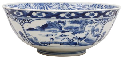 Lot 816 - A CHINESE BLUE AND WHITE BOWL