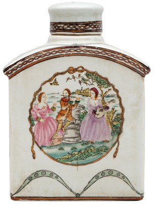 Lot 311 - A CHINESE EXPORT FAMILLE-ROSE 'EUROPEAN SUBJECT' TEA CADDY AND COVER