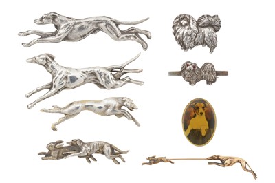 Lot 133 - A COLLECTION OF DOG BROOCHES