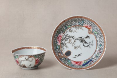 Lot 256 - A FINE AND RARE CHINESE EXPORT FAMILLE-ROSE 'EGGSHELL' 'HAWK' CUP AND SAUCER