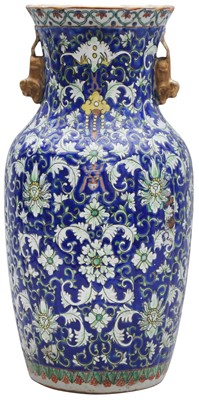 Lot 560 - A CHINESE ENAMELLED BLUE-GROUND 'BLOSSOMS' VASE