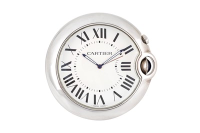 Lot 136 - CARTIER, A 'BALLON BLEU' DESK CLOCK