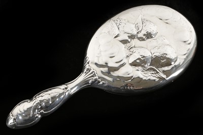 Lot 428 - An antique Victorian Solid Sterling Silver...