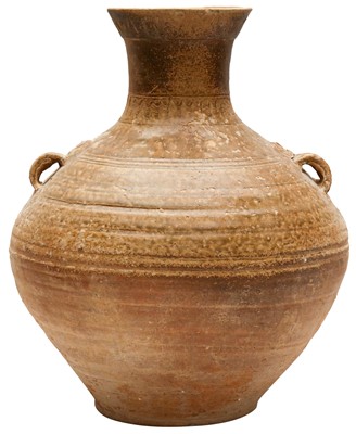 Lot 711 - A LARGE CHINESE 'PROTO-PORCELAIN' ASH-GLAZED JAR, HU