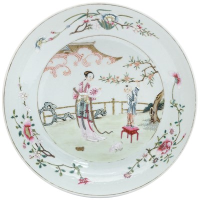 Lot 706 - A CHINESE FAMILLE-ROSE 'LADY AND BOY' DISH