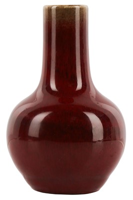 Lot 842 - A SMALL CHINESE FLAMBÉ-GLAZED VASE