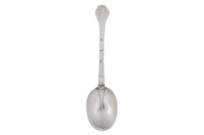 Lot 354 - A William and Mary provincial West Country silver ‘lace back’ spoon, Plymouth dated 1694 by Peter Rowe (active from circa 1690)