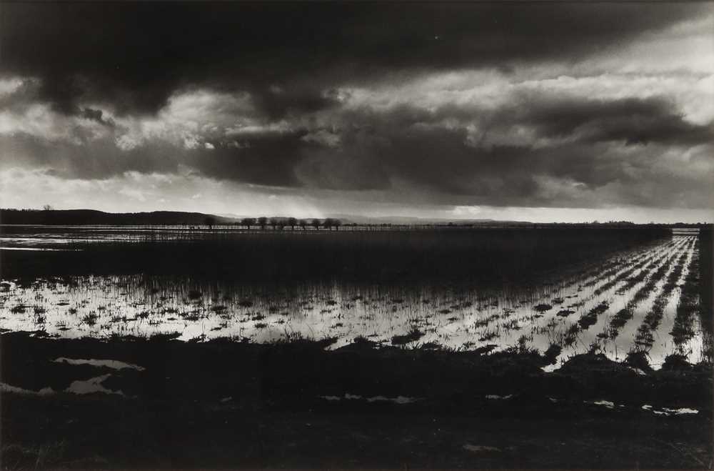Lot 117 - Don McCullin (b.1935)