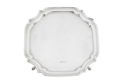 Lot 391 - A George V sterling silver salver, Sheffield 1930 by SI