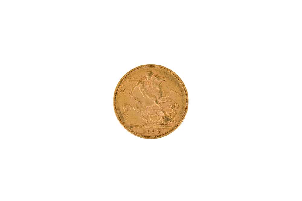 Lot 94 - VICTORIA - JUBILEE HEAD FULL SOVEREIGN GOLD COIN