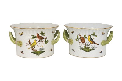 Lot 177 - A pair of Herend Rothschild bird pattern ice buckets