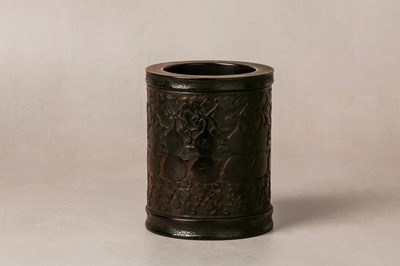 Lot 18 - A CHINESE HARDWOOD ZITAN 'ROTATING' BRUSH POT, BITONG