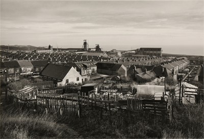 Lot 141 - John Davies (b.1949)