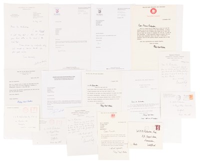 Lot 89 - Autograph Collection.- Nobel Prize Winners