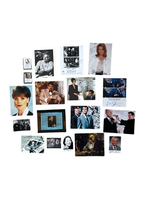 Lot 199 - James Bond Interest.- The World Is Not Enough (1999)
