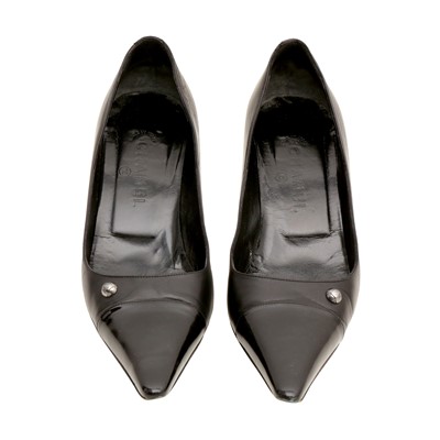 Lot 241 - Chanel Black Matalasse Kitten Heeled Pump - Size 41