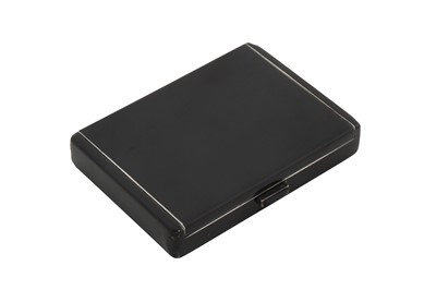Lot 74 - An early 20th century French Art Deco 950 standard silver and lacquer cigarette case, circa 1925 by RM with an axe