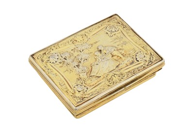 Lot 16 - A George II unmarked silver gilt snuff box, probably London circa 1740
