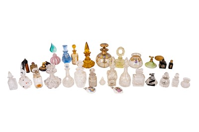 Lot 199 - A GROUP OF ASSORTED GLASS PERFUME-SCENT BOTTLES