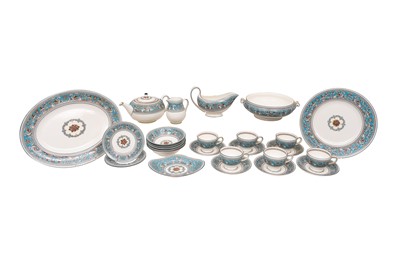 Lot 210 - A WEDGWOOD PORCELAIN PART DINNER SERVICE, 20TH CENTURY
