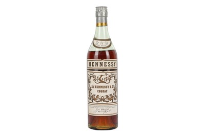 Lot 321 - Hennessy 3 Star - 1 bottle