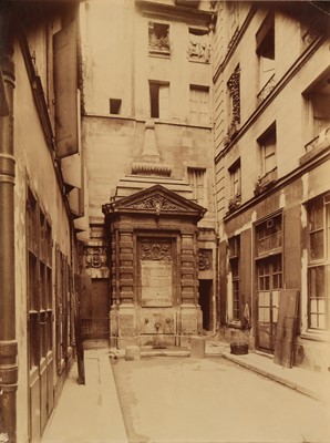 Lot 1 - Eugène Atget (1857-1927)
