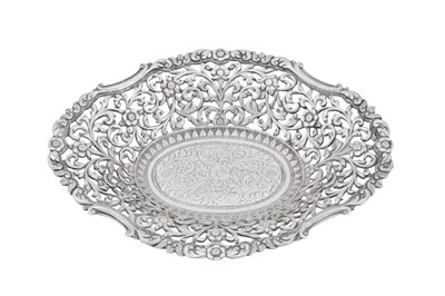 Lot 163 - A late 19th / early 20th century Anglo – Indian silver dish, Cutch, Bhuj circa 1900 by Oomersi Mawji jnr (active 1890-1930)