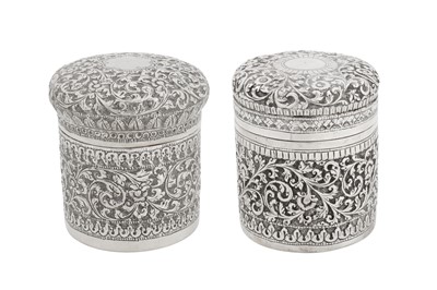 Lot 139 - An early 20th century Anglo – Indian unmarked silver dressing table jar, Cutch circa 1910