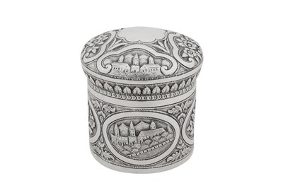 Lot 153 - An early 20th century Anglo – Indian silver dressing table jar, Karachi circa 1920 by Soosania