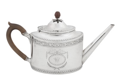 Lot 449 - A George III Scottish sterling silver teapot, Edinburgh 1794 by Francis Howden