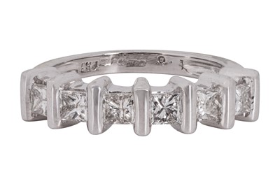 Lot 200 - A diamond half eternity ring