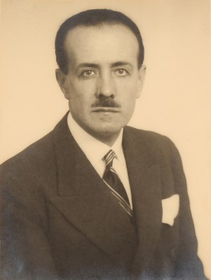 Lot 30 - Man Ray (1890-1976)