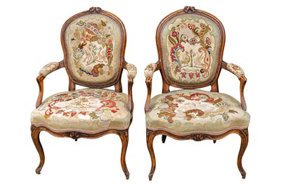 Lot 27 - A pair of Louis XV style beech fauteuil armchairs, 19th century