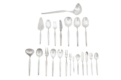 Lot 323 - A modern German 800 standard silver table service of flatware / canteen, by Robbe & Berking