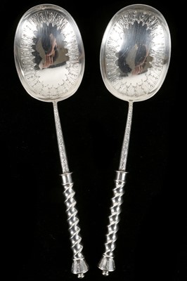 Lot 280 - A pair of fine antique Victorian Solid...