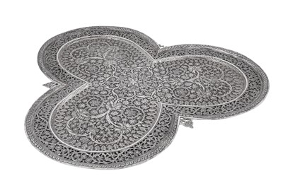 Lot 118 - A late 19th / early 20th century Anglo – Indian unmarked silver tray, Kashmir circa 1900