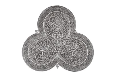 Lot 118 - A late 19th / early 20th century Anglo – Indian unmarked silver tray, Kashmir circa 1900