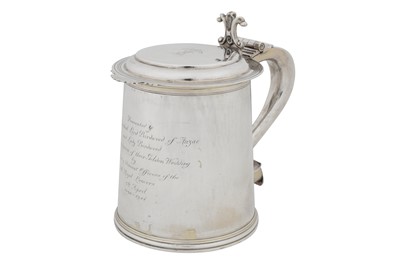 Lot 401 - A George V sterling silver tankard, London 1926 by Garrards (Sebastian Garrard)