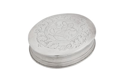 Lot 476 - A William III Britannia standard silver tobacco box, London 1698 by William South (reg. April 1697)